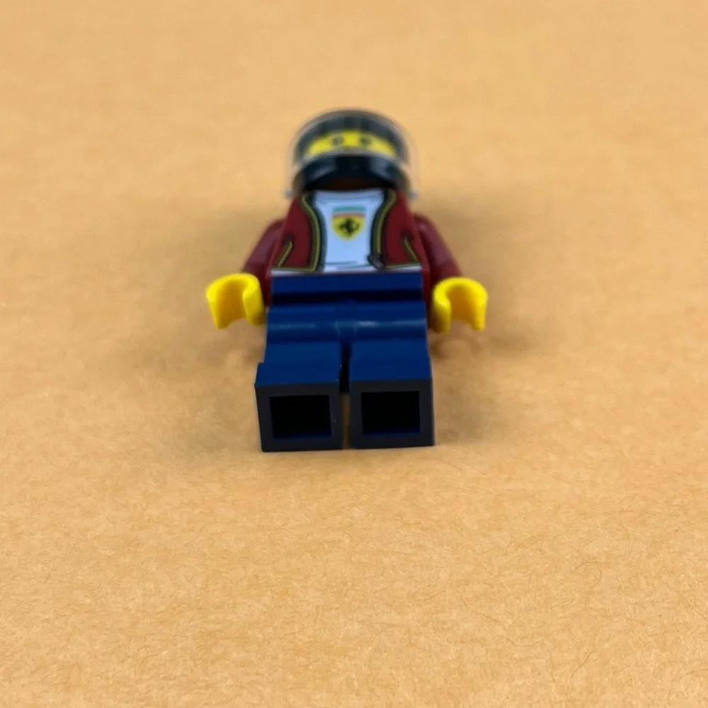 LEGO Speed Champions Ferrari F8 Tributo Driver Minifigure sc082 2